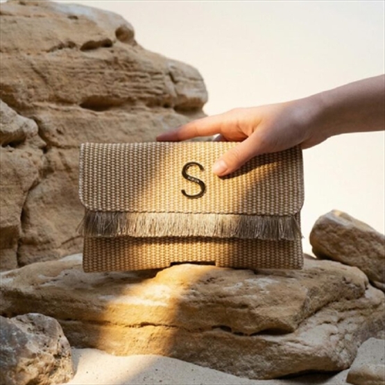 HARITES IRIDA CLUTCH