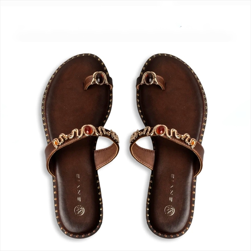 FLAT SANDALS