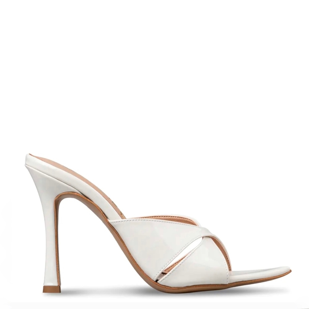 FLARED HEEL MULES